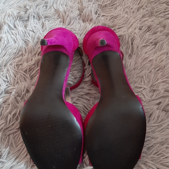 High heels - Picture 4 of 4